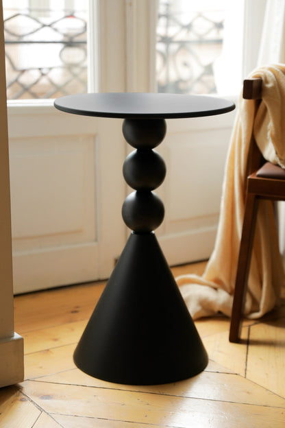 Sfera Side table