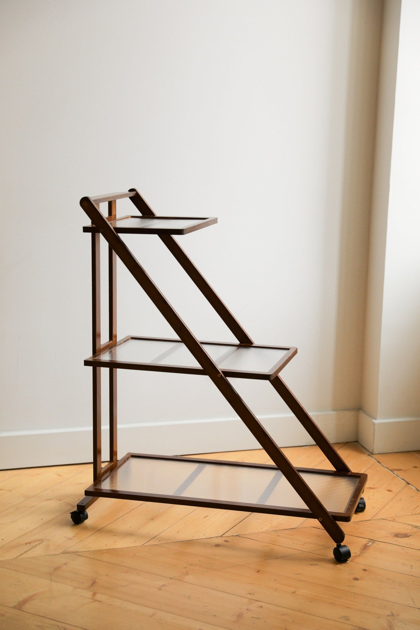 Mesa Serving Trolley