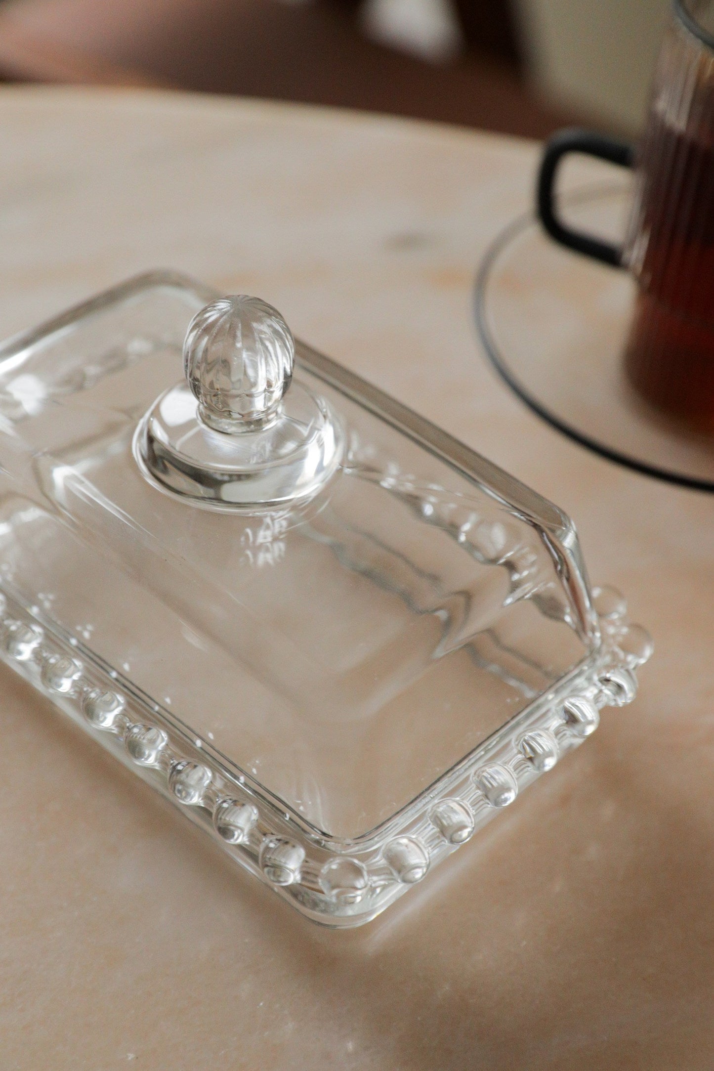 Adorno Rectangular Mini Cake Stand