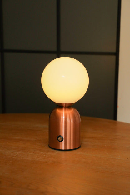 Clara Rechargable Lamp