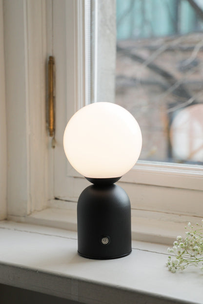 Clara Rechargable Lamp