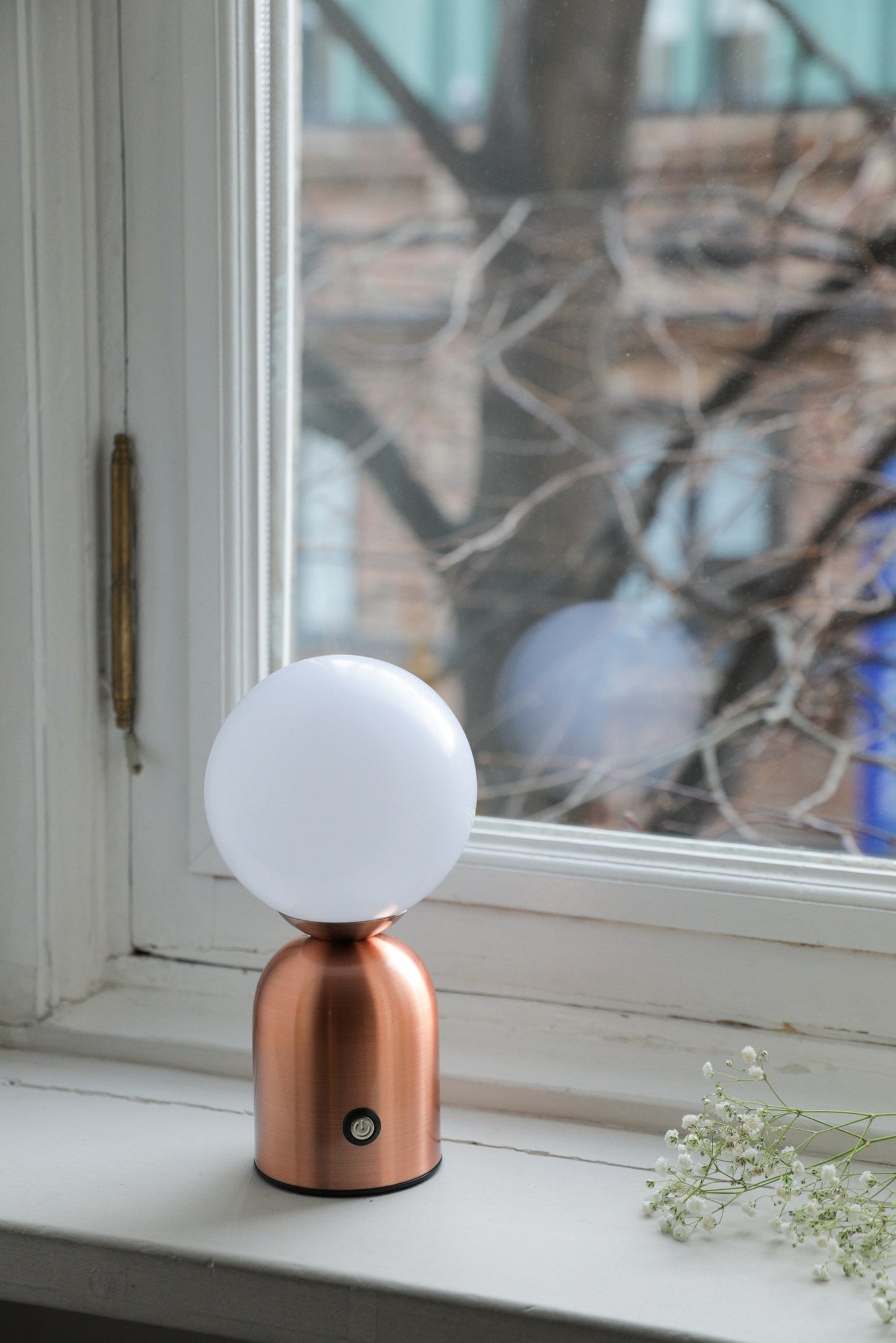 Clara Rechargable Lamp